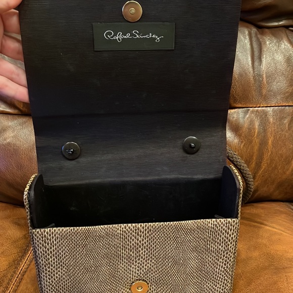 Rafael Sanchez shoulder bag. Excellent condition. Gorgeous bag. - Picture 6 of 10